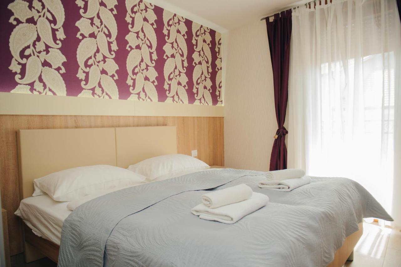 Hotel - Villa Lejla โมสตาร์ ภายนอก รูปภาพ