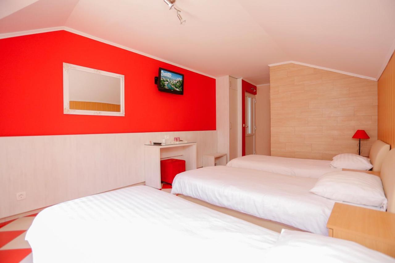 Hotel - Villa Lejla โมสตาร์ ภายนอก รูปภาพ